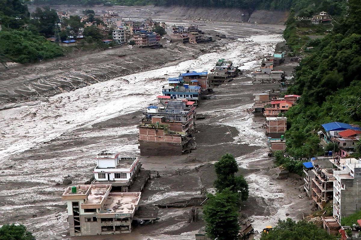 नेपाल में तबाही के बाद स्थिति 