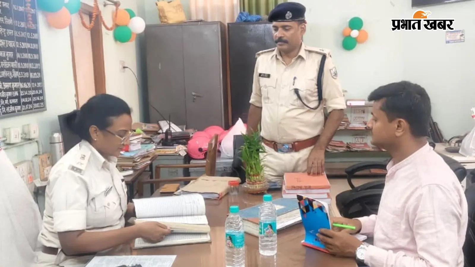 पटना : गर्दनीबाग थाने पहुंचीं नगर एसपी मध्य ममता कल्याणी, लंबित कांडों पर लिया अपडेट