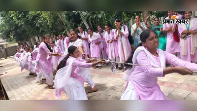 रस्साकशी में छात्राओं ने लगाया पूरा जोर, म्यूजिकल चेयर में भी दिखा उत्साह, सहरसा में याद किए गए मेजर ध्यानचंद