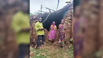 रात में गांव में घुसे दो जंगली हाथी, दो घर तोड़े; अनाज भी खा गये