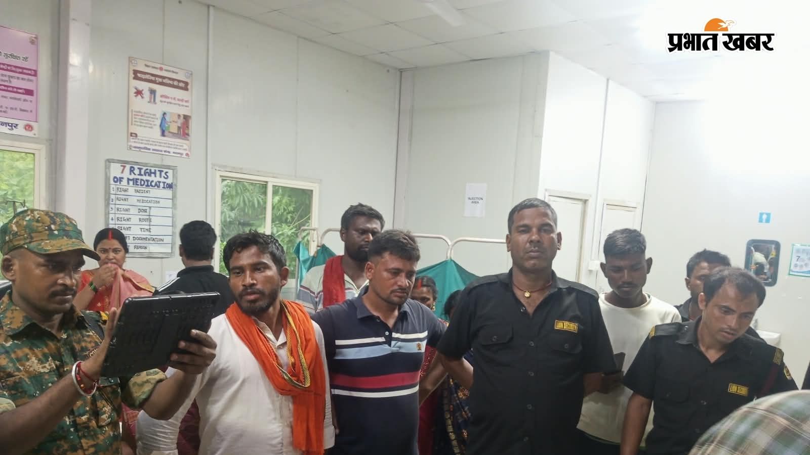 अस्पताल पहुंची पुलिस