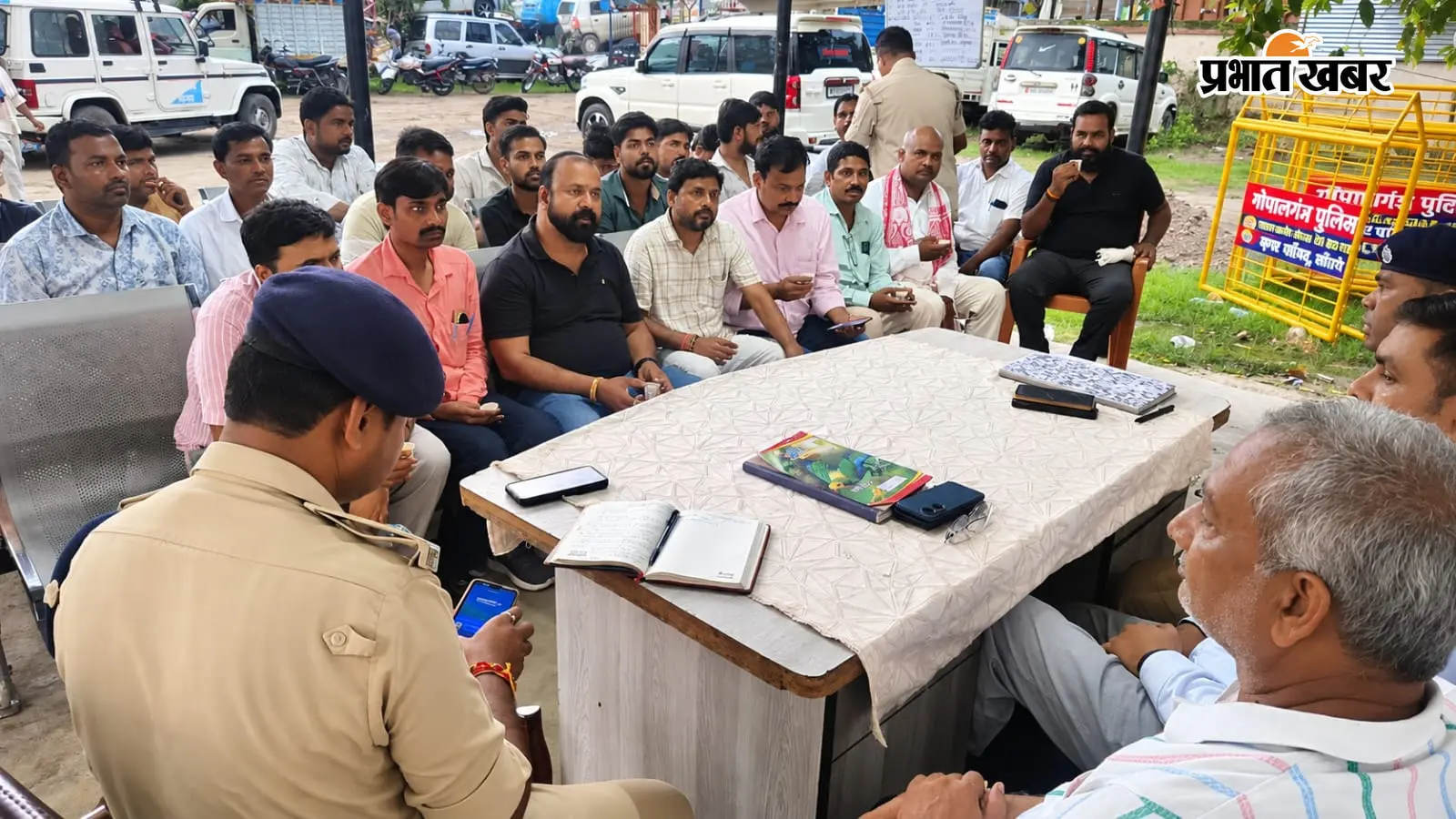 गोपालगंज में महावीरी अखाड़ा जुलूस को लेकर प्रशासन सख्त, नए लाइसेंस पर रोक