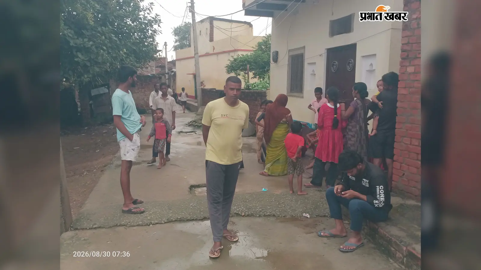 कैमूर में सड़क हादसा, बेटियों के सामने मां की मौत, राखी बांधकर लौट रही थी शारदा देवी