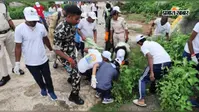डीएम ने खुद उठाया कचरा, बराबर में चलाया ‘जीरो लिटिल’ अभियान; विरासत बचाने का दिया संदेश