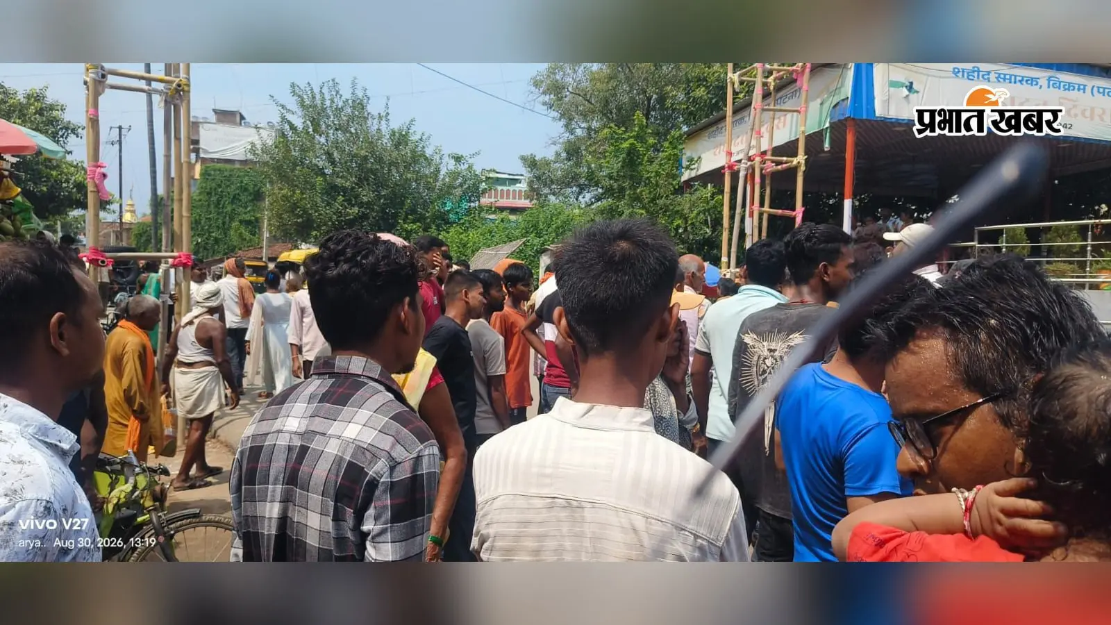 पटना: ट्रक की चपेट में आने से दो स्कूटी सवार घायल, बाल-बाल बची जान