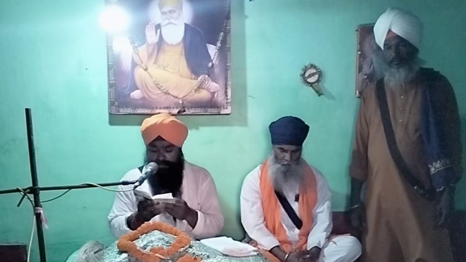 अरदास करते जत्थेदार