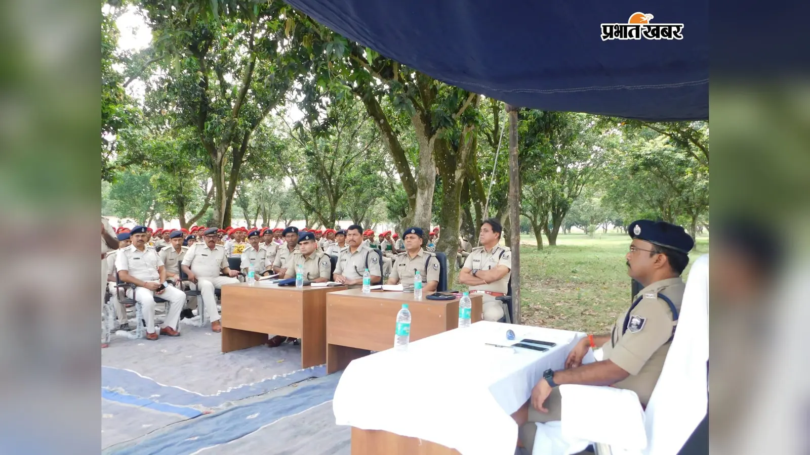 अररिया में एसपी के सामने खुलकर बोले पुलिस जवान, आवास से चिकित्सा तक रखीं समस्याएं; मौके पर मिला समाधान का भरोसा