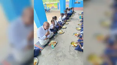 बच्चों के साथ बैठकर भोजन करने लगे सीआरसीसी बेहबूल डांगी, स्कूल की व्यवस्था का लिया जायजा