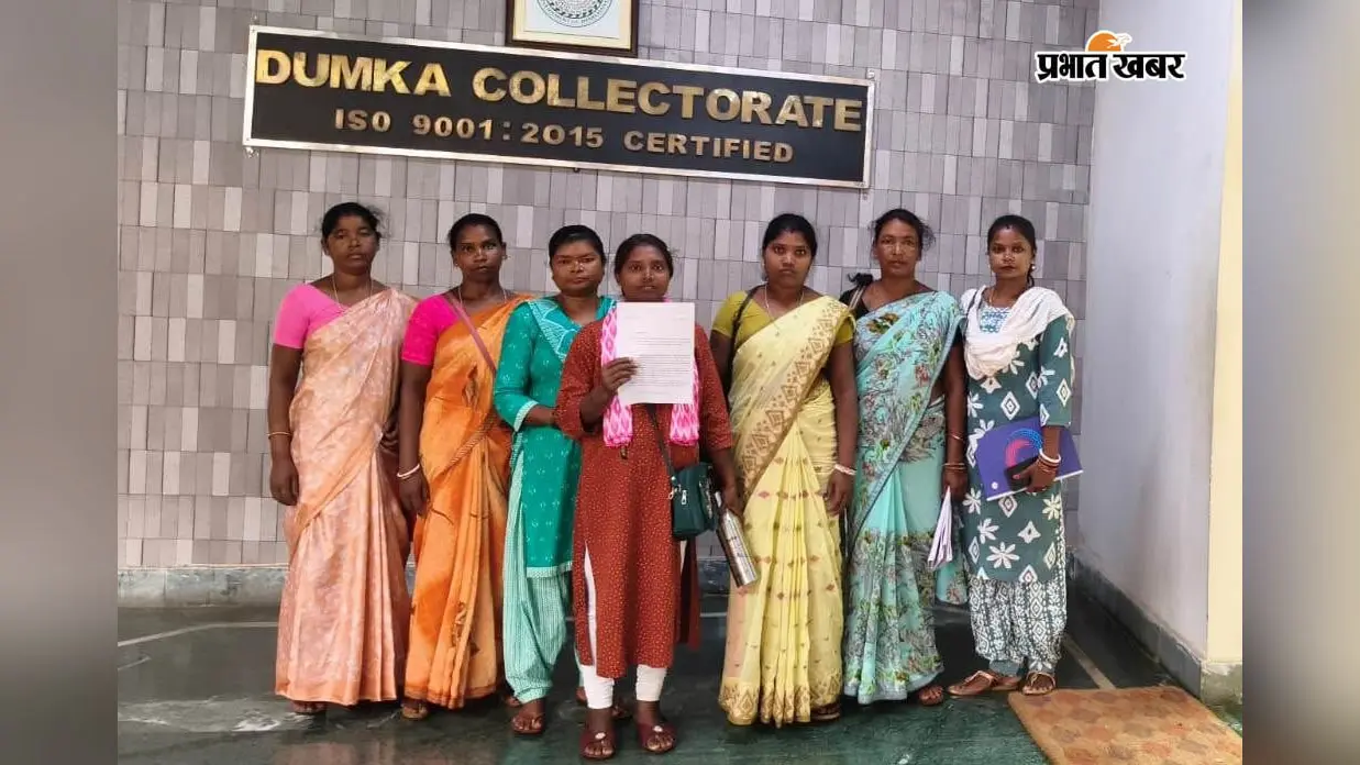 PESA नियमावली के बाद अब ग्राम सभा की बारी! दुमका में महिलाओं ने मांगा 50% हिस्सा