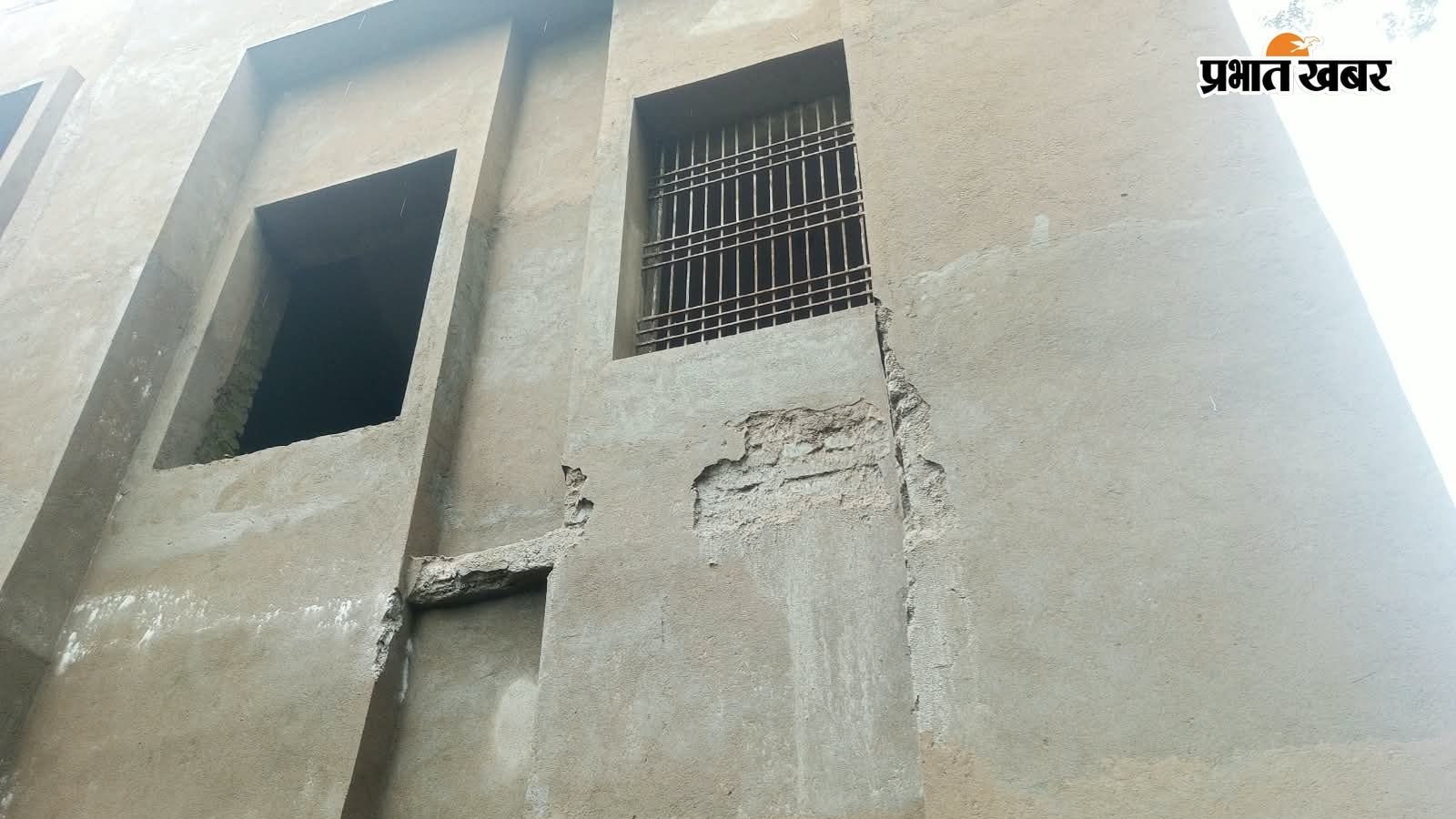 पंचायत भवन की तस्वीर