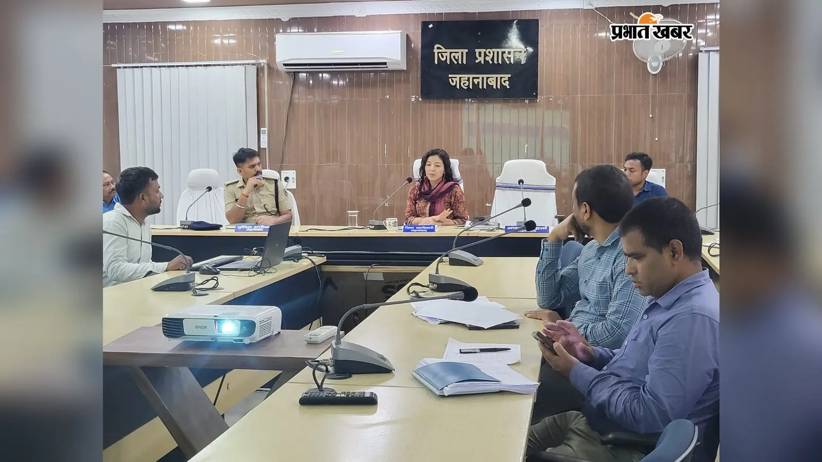 जहानाबाद: खनन टास्क फोर्स की बैठक में डीएम सख्त; अवैध खनन पर सघन छापेमारी और शत-प्रतिशत राजस्व वसूली के दिए कड़े निर्देश