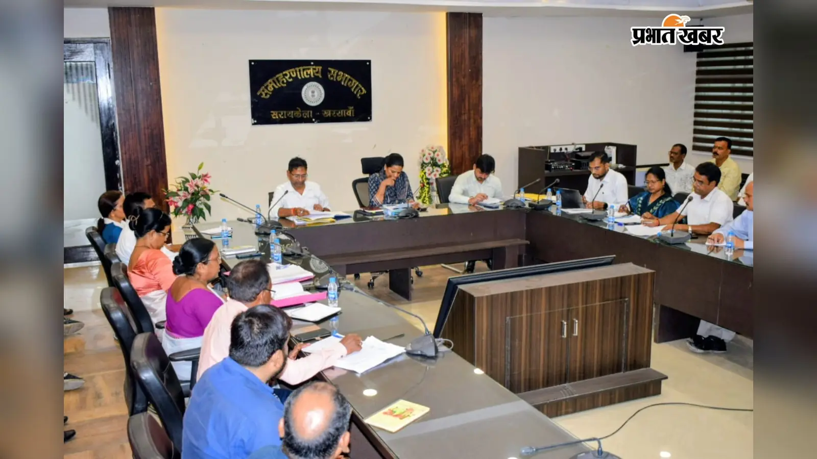स्कूलों में कम उपस्थिति पर होगी कार्रवाई, गुणवत्तापूर्ण शिक्षा और शिक्षकों की जवाबदेही पर जोर