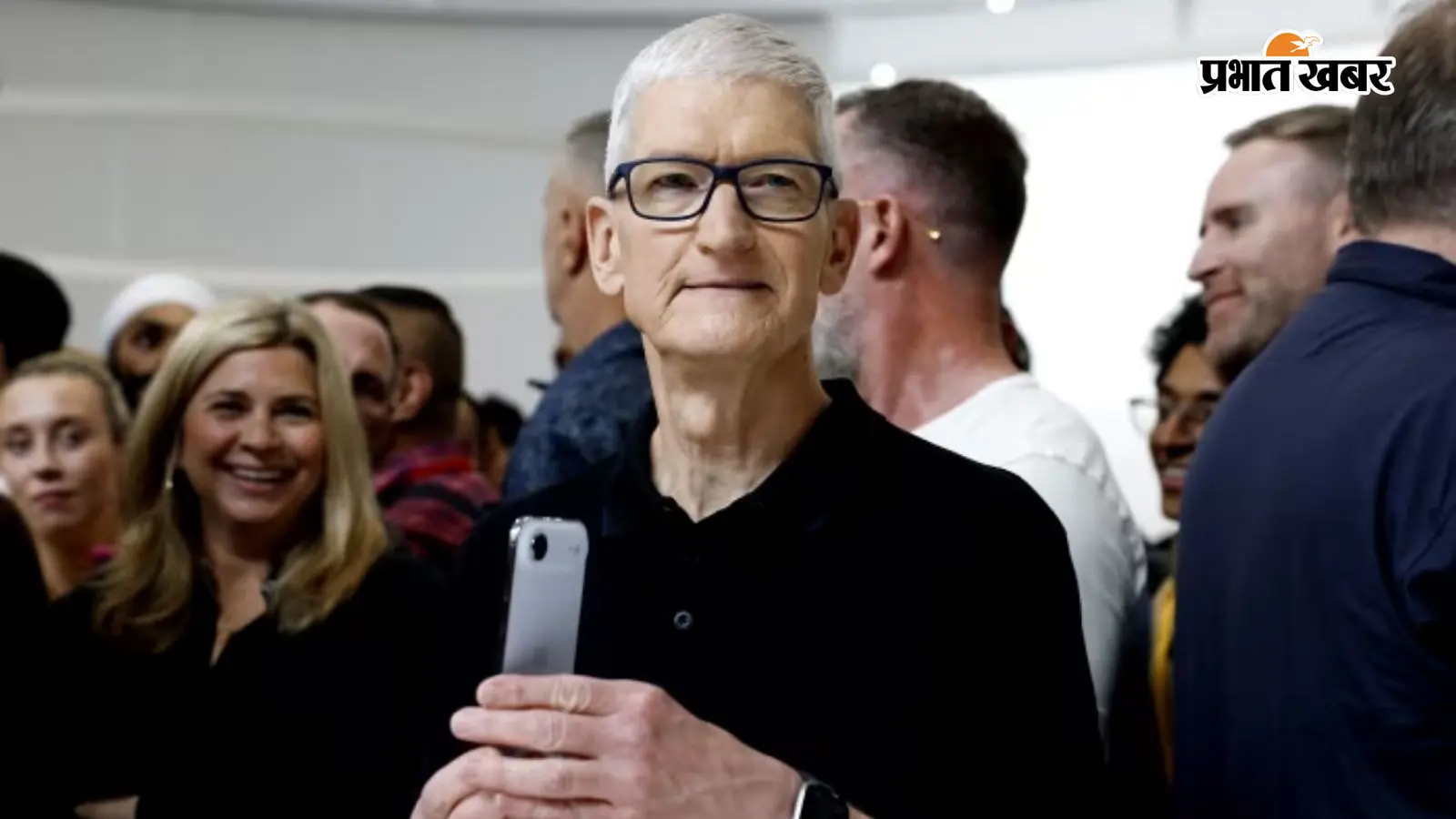 Apple CEO टिम कुक का इस्तीफा: CEO के रूप में आखिरी दिन लिखा इमोशनल मैसेज- 'कल पद बदलेगा पर प्यार नहीं'