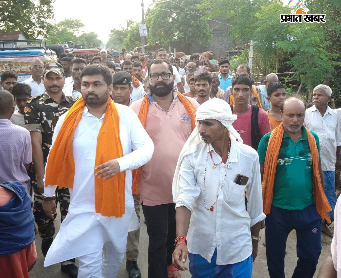शिव परिचर्चा में उपस्थित विधायक, बाढ़ प्रभावित क्षेत्रों में दौरा | Prabhat Khabar Network