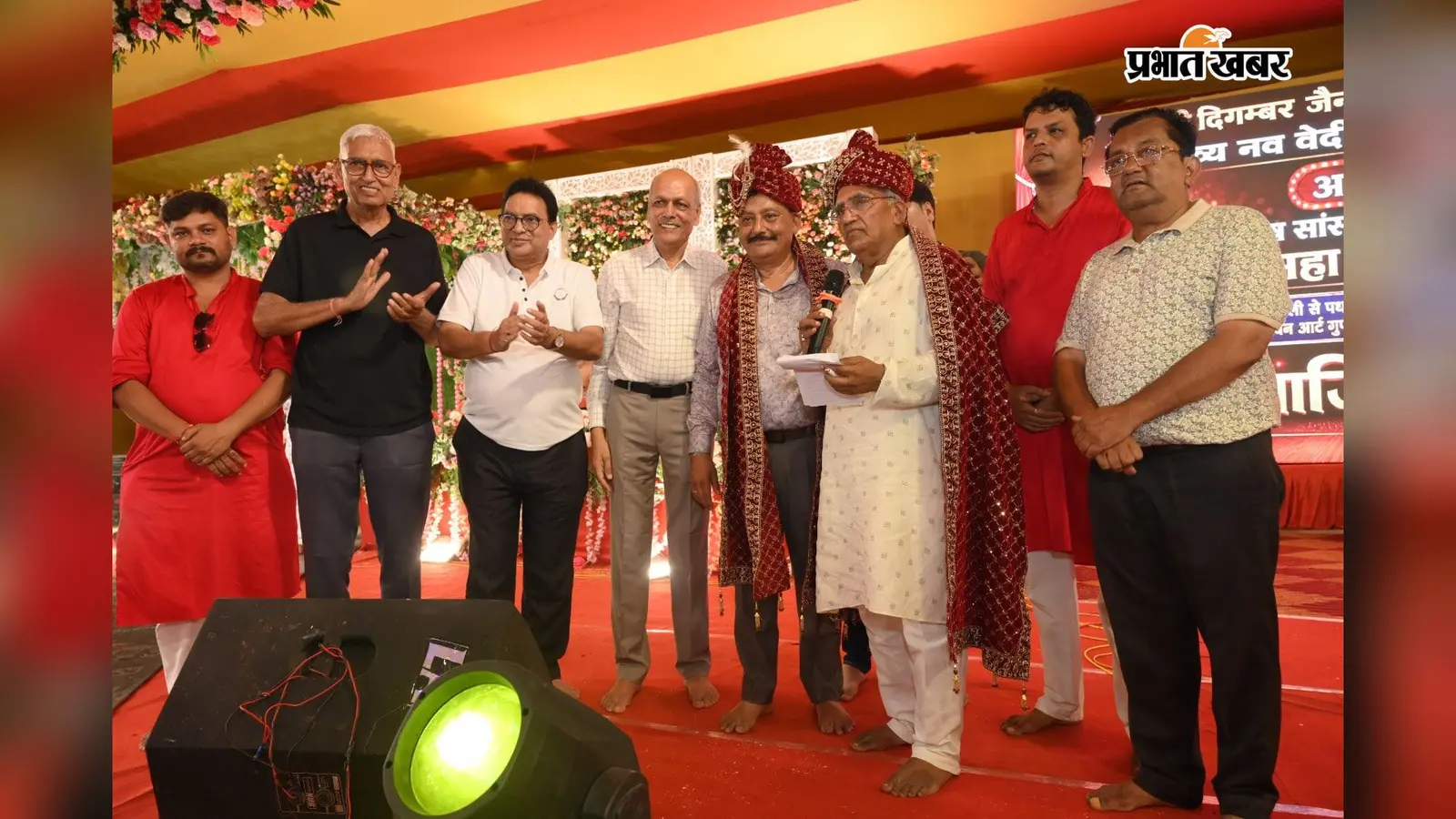 कोडरमा में जैन मंदिर बेदी प्रतिष्ठा समारोह, कार्यकर्ताओं का हुआ सम्मान; सामाजिक नाटक ने मोहा मन