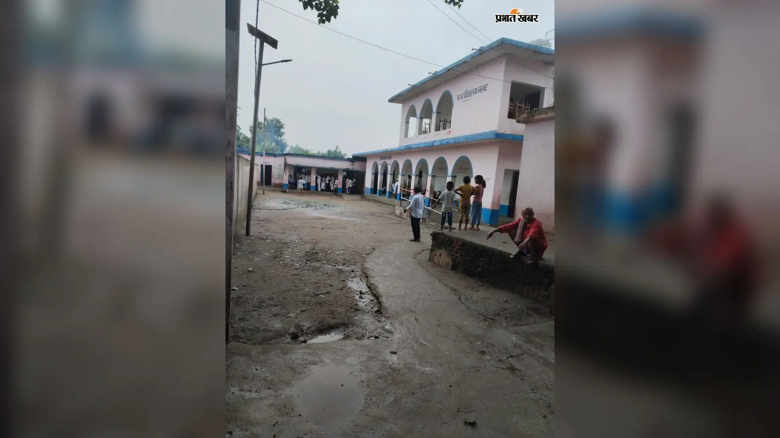 सासाराम : कोचस के नरवर पैक्स चुनाव में वोटिंग का उत्साह, 22 प्रत्याशियों के लिए सुबह से लगी लंबी कतारें