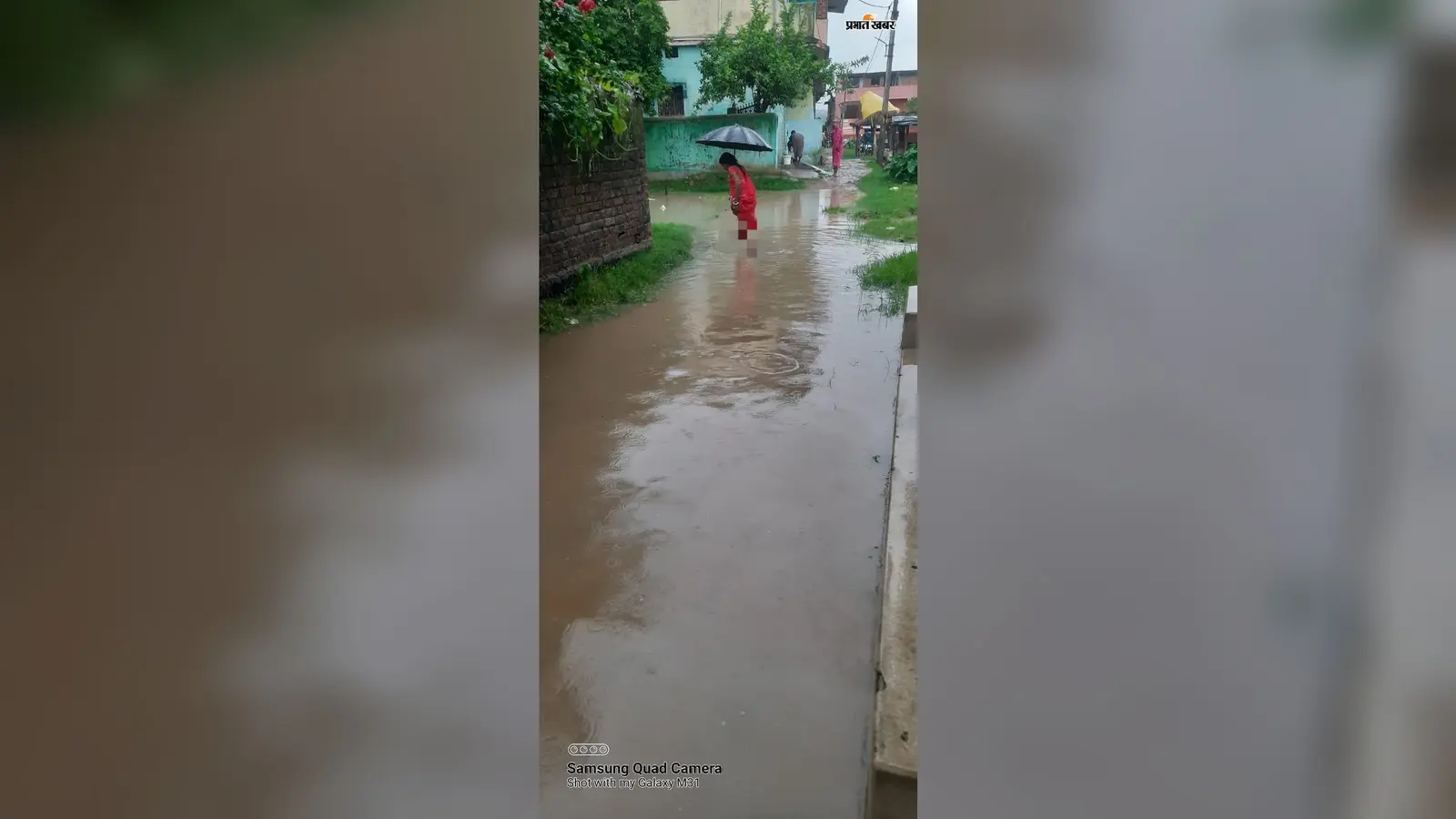 बारिश होते ही तालाब बन जाता है मिलन चौक, वर्षों से जलजमाव झेल रहे लोग