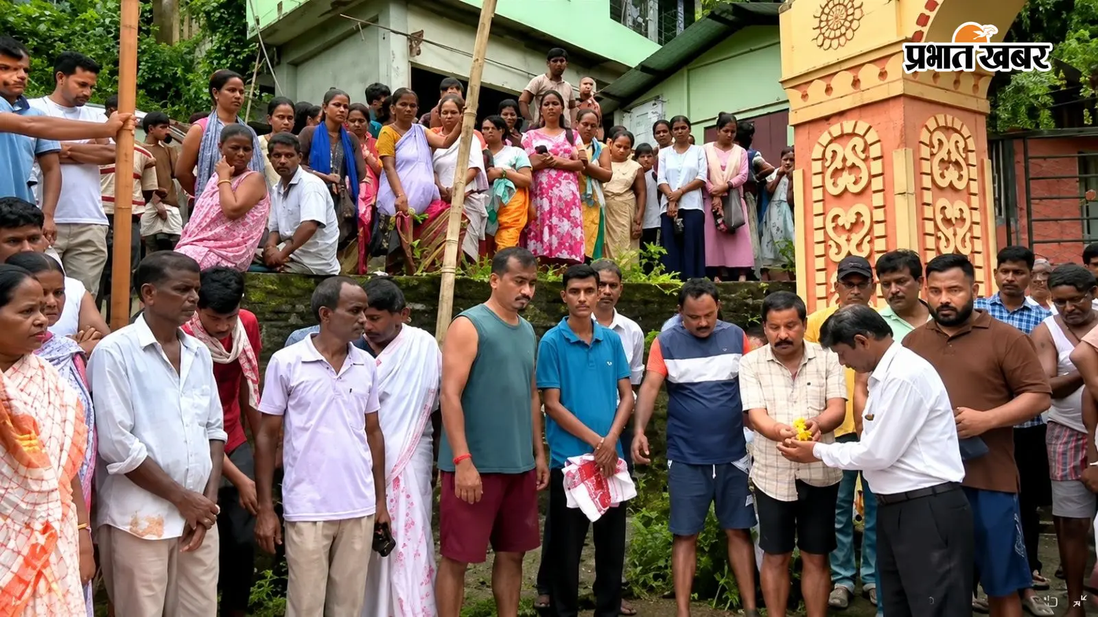 असम में भूस्खलन: एक ही परिवार के 3 लोगों की मौत, मलबे से जिंदा निकला 19 साल का युवक