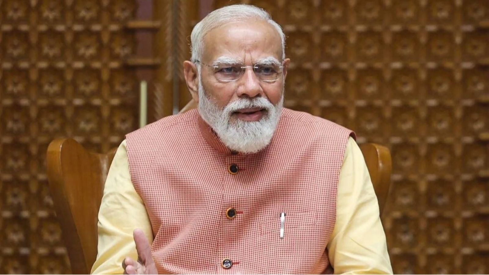 पीएम नरेंद्र मोदी 
