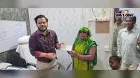 अग्निकांड में उजड़े परिवारों को राहत, सीओ ने सौंपा 8-8 हजार का चेक, 1600 प्लास्टिक शीट भी बांटी