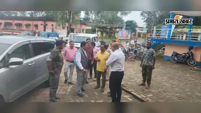 SIR जनसुनवाई का जायजा लेने पोड़ैयाहाट पहुंचे प्रमंडलीय आयुक्त, डाटा एंट्री में लापरवाही पर चेताया