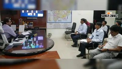 पीएम सूर्य घर योजना में आवेदन और रूफटॉप सोलर इंस्टॉलेशन बढ़ाने का डीएम ने दिया निर्देश
