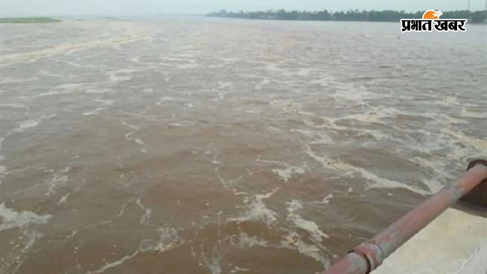 बिहार में बढ़ रहा बाढ़ का खतरा, गंगा-गंडक के बाद सोन भी उफनाई, 56 गेट खुले, कई इलाकों में तबाही