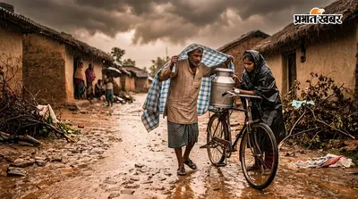 UP Weather Today: यूपी में आज फिर आसमान से आफत! झमाझम बारिश और वज्रपात का अलर्ट, जानें आपके जिले का हाल