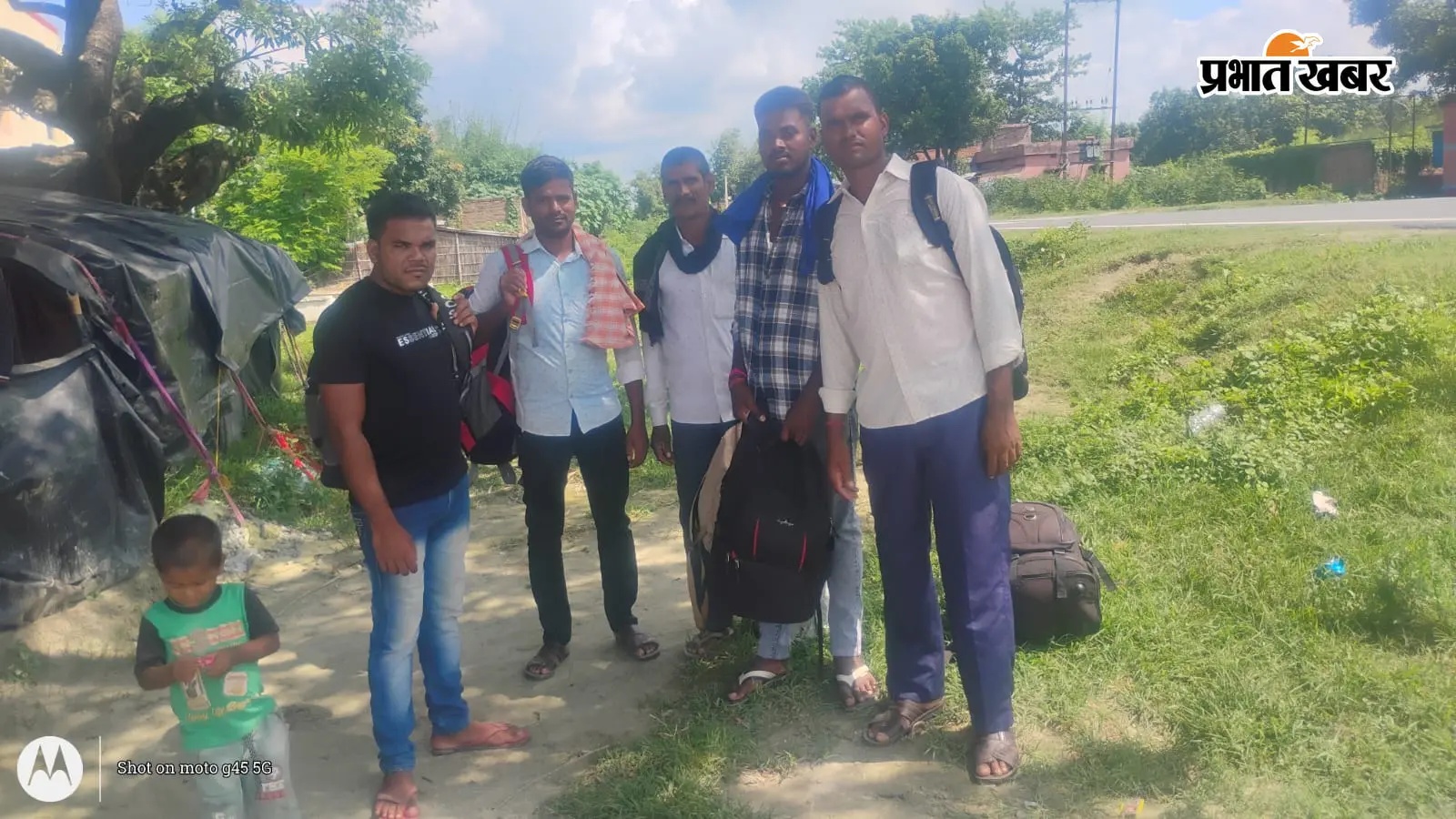 ‘रोजी-रोटी के लिए छोड़ना पड़ता है घर-परिवार’, परदेश जाने वाले मजदूरों की दर्द भरी कहानी