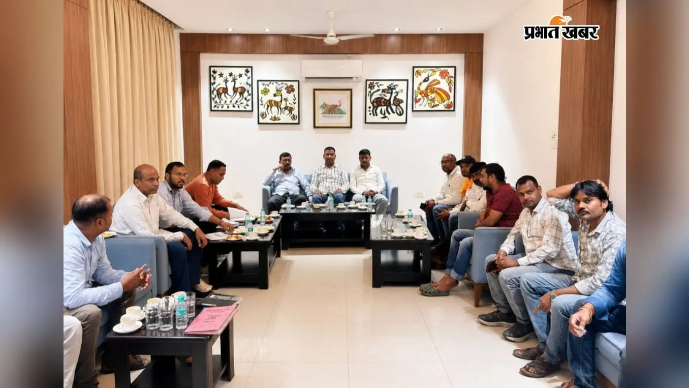 बड़कागांव में बिजली व्यवस्था होगी बेहतर, खराब ट्रांसफार्मर 24 घंटे में बदलने का निर्देश