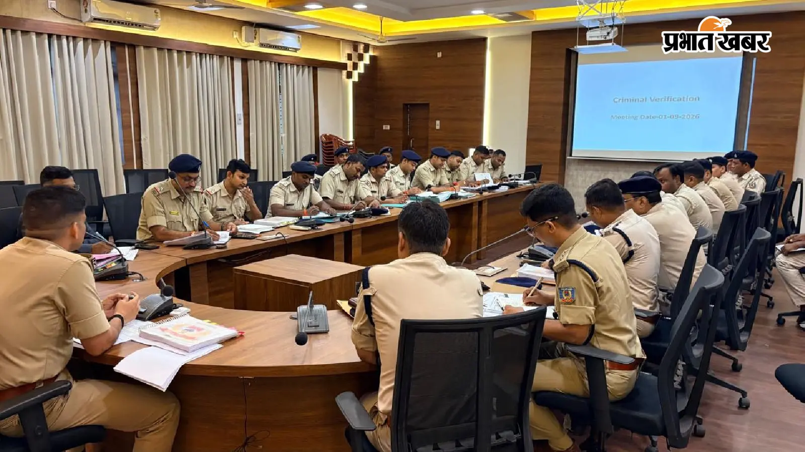 रामगढ़ में 1971 अपराधियों की डिजिटल प्रोफाइल तैयार, 28 पर CCA का प्रस्ताव; SP ने तेज की निगरानी