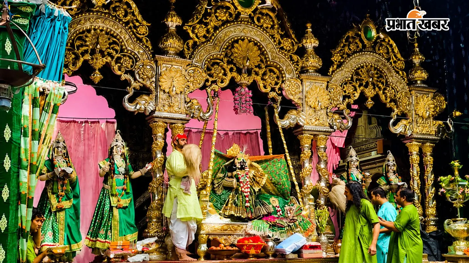 बांकेबिहारी मंदिर में बड़ा बदलाव: मंगला आरती में सिर्फ 600 को एंट्री, बाकी भक्तों के लिए पूरी रात खुलेंगे पट—जानिए नया नियम!