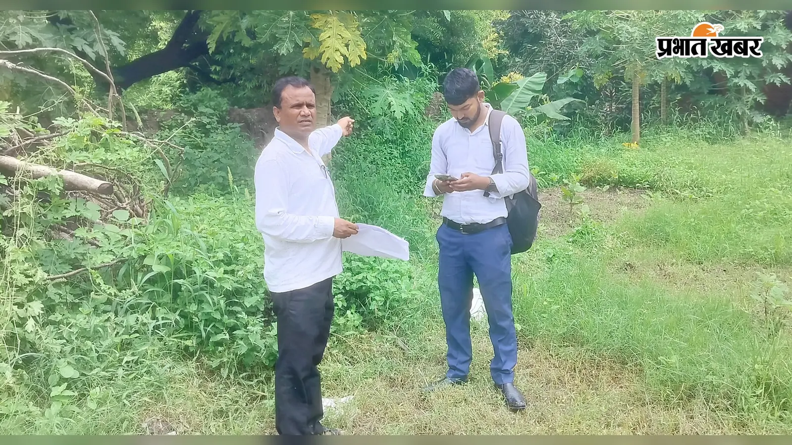 कैमूर: रामपुर में पंचायत परिसीमन का काम तेज, गांवों की चारों दिशाओं और सेंटर पॉइंट का हो रहा डिजिटल सीमांकन
