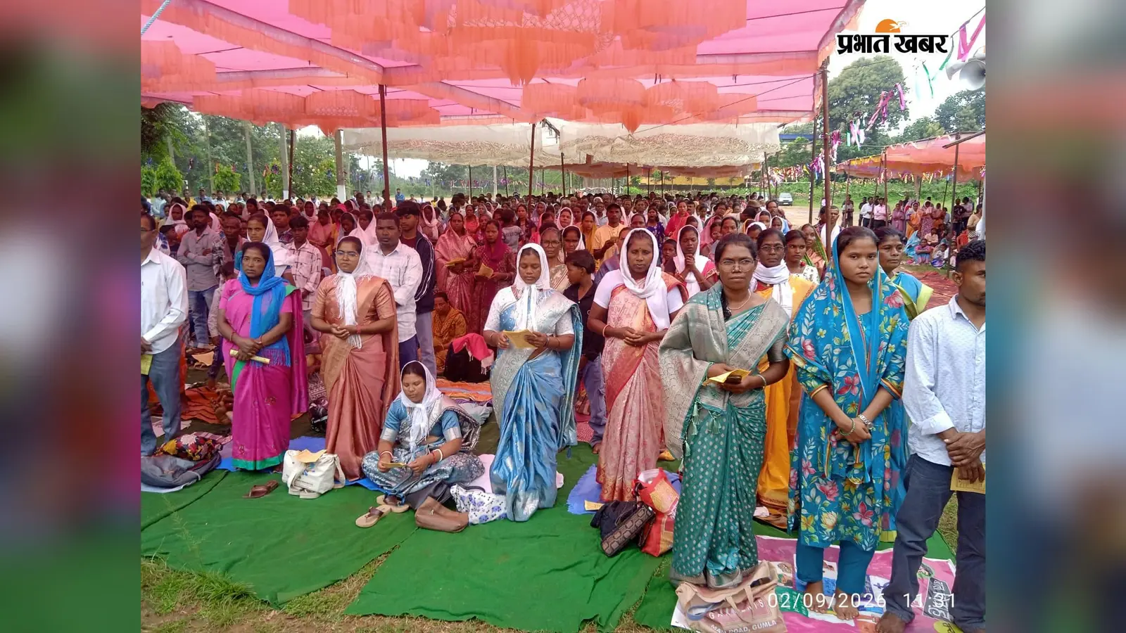 जब हजारों श्रद्धालु पहुंचे शहीद स्थल, करौंदाबेड़ा में दिखा आस्था और श्रद्धा का महासंगम
