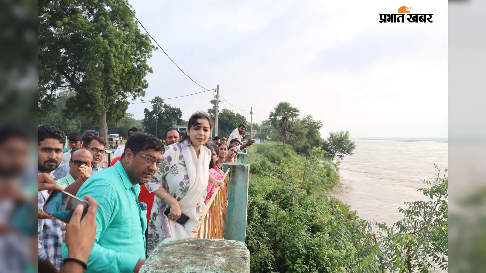 सोन नदी के बढ़ते जलस्तर से अलर्ट हुआ अरवल प्रशासन, डीएम ने तटीय इलाकों का लिया जायजा