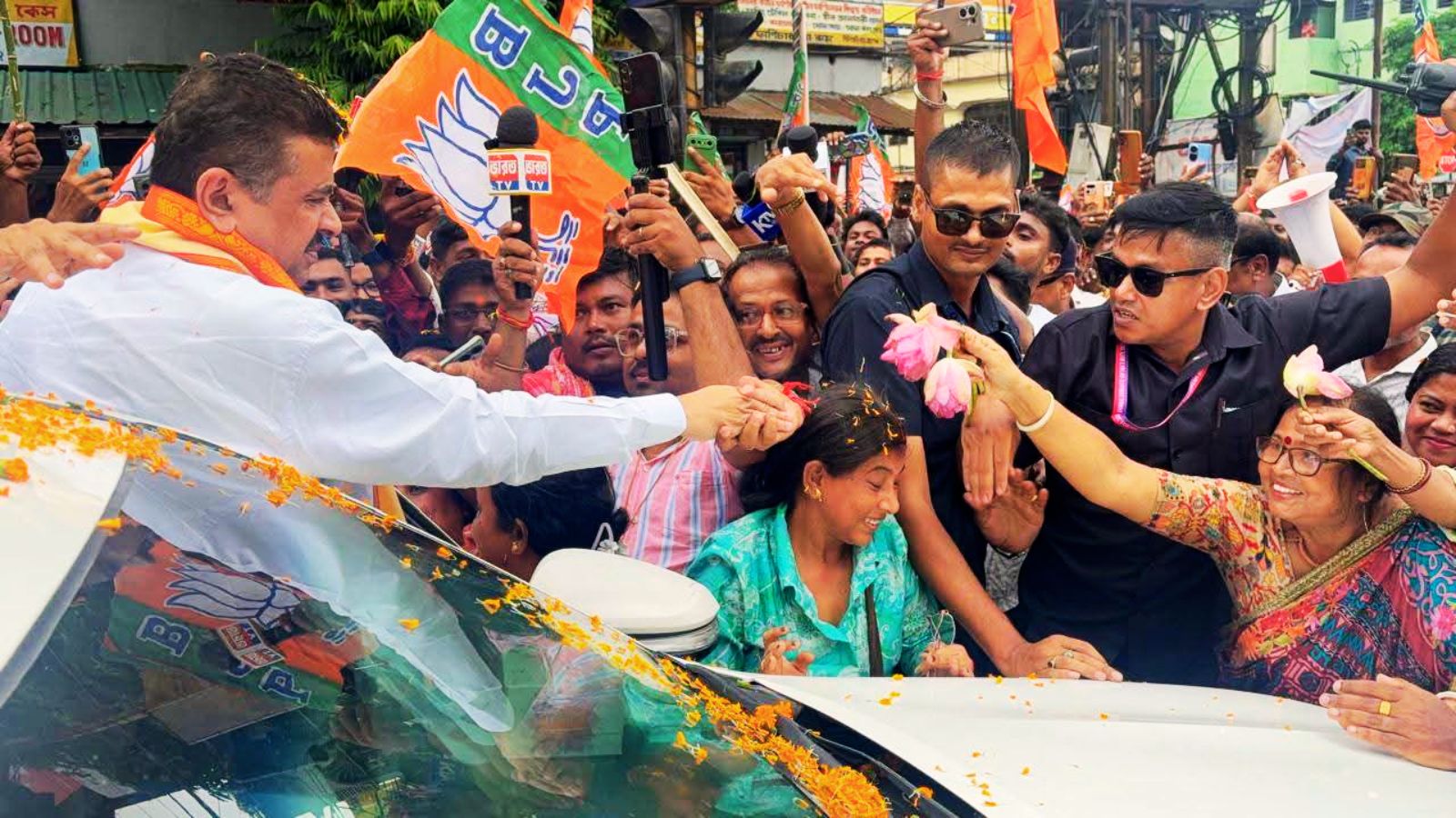 एक फूल मेरा भी