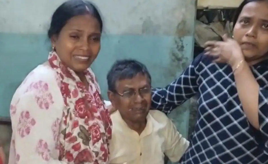 घायल दुकानदार.