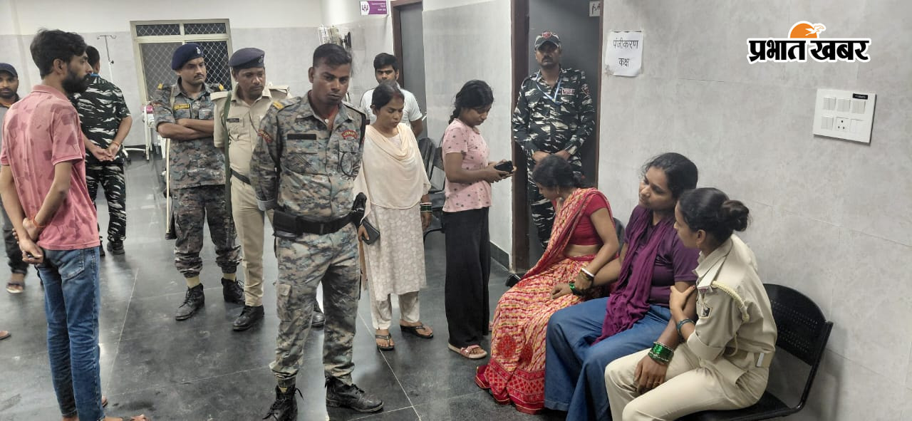 मृतक का तस्वीर, इलाजरत जख्मी साथी, अस्पताल में रोते बिलखते परिजन | Prabhat Khabar Network