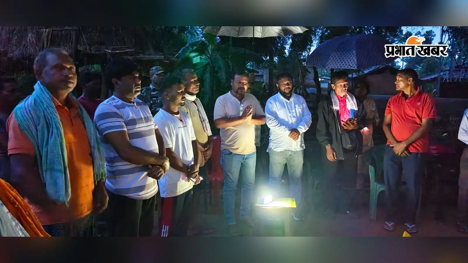 सर्पदंश से मृत अनिमा के परिजनों से मिले विधायक सुदीप गुड़िया, हरसंभव मदद का दिया भरोसा