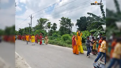 हाजीपुर : 101 कन्याओं ने निकाली भव्य कलश यात्रा, गंगाजल से हुआ राधे-कृष्ण मंदिर का पूजन