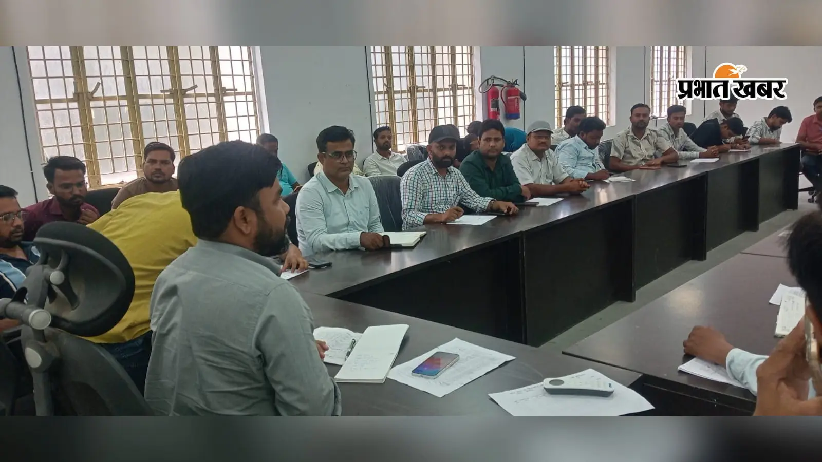 अररिया: पंचायतों में अब कागजों पर नहीं, मैदान में दिखेंगे खेल क्लब; खेल भवन में हुई अहम बैठक, ग्रामीण प्रतिभाओं को तराशने का बना रोडमैप