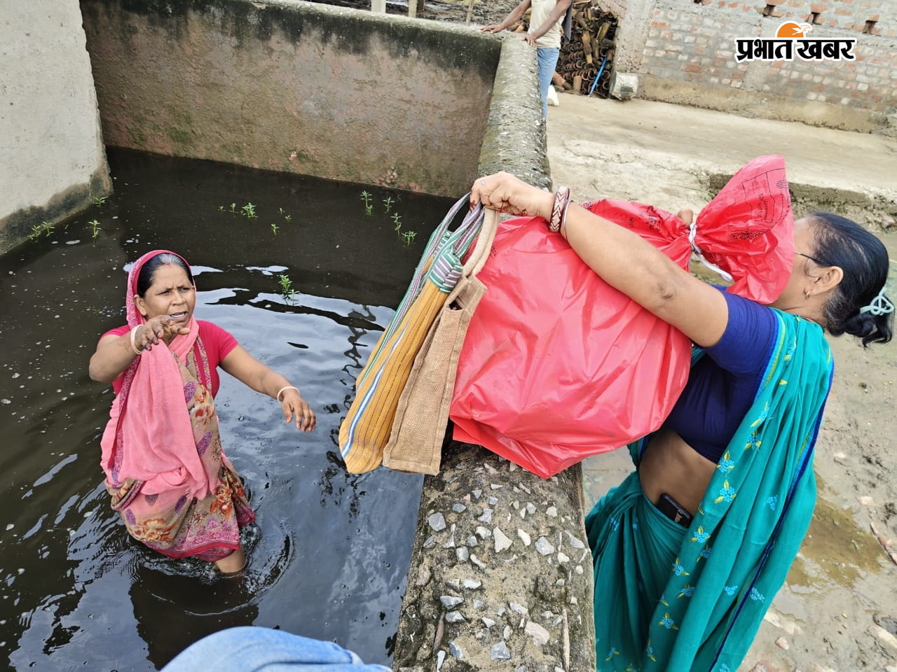 फोटो कैप्शन: हाल स्वास्थ्य उपकेंद्र अलीनगर का | Prabhat Khabar Network