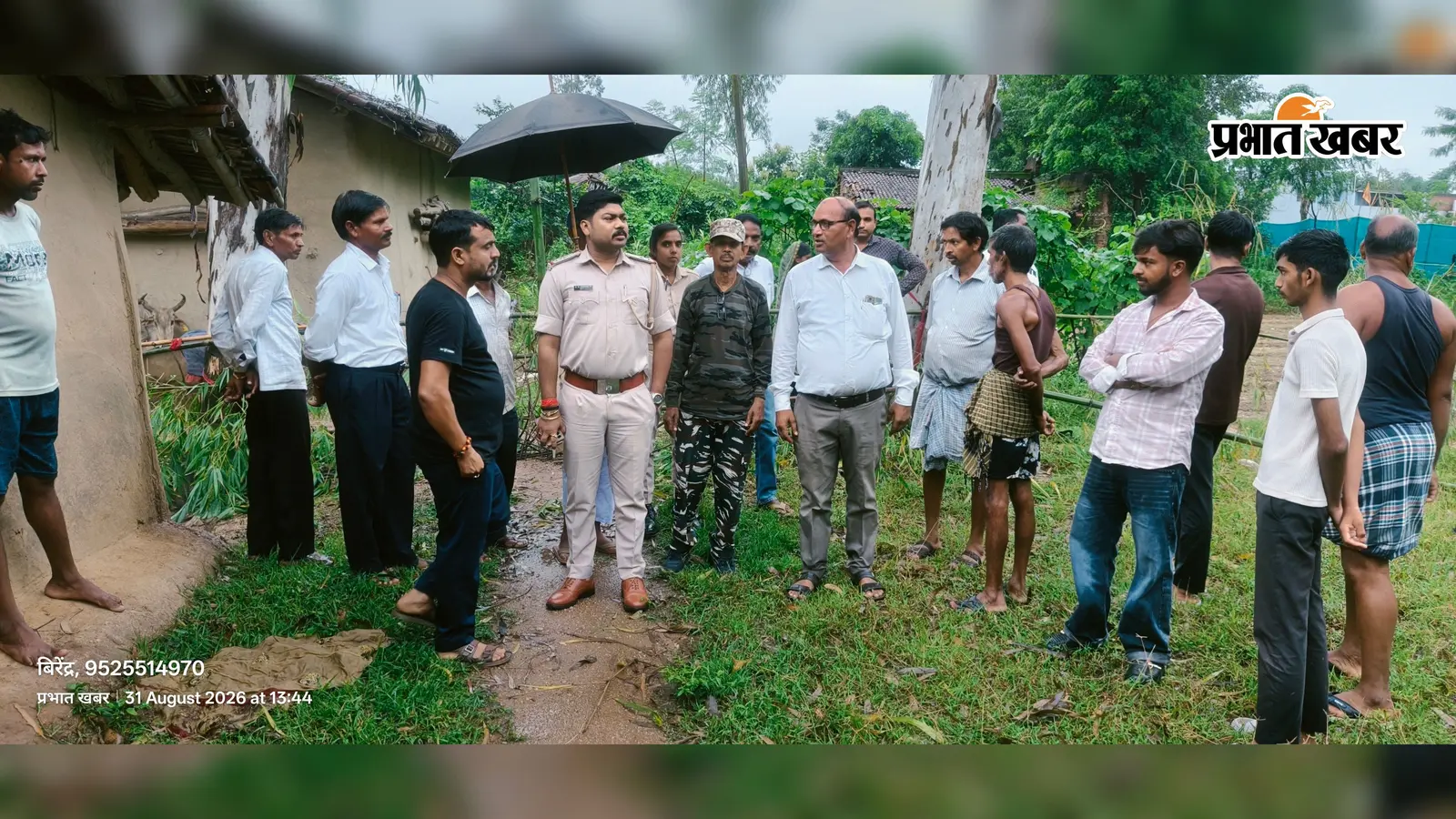 बांस-बल्ली से पुश्तैनी रास्ता बंद करने पर विवाद, दोनों पक्षों ने पुलिस से की शिकायत
