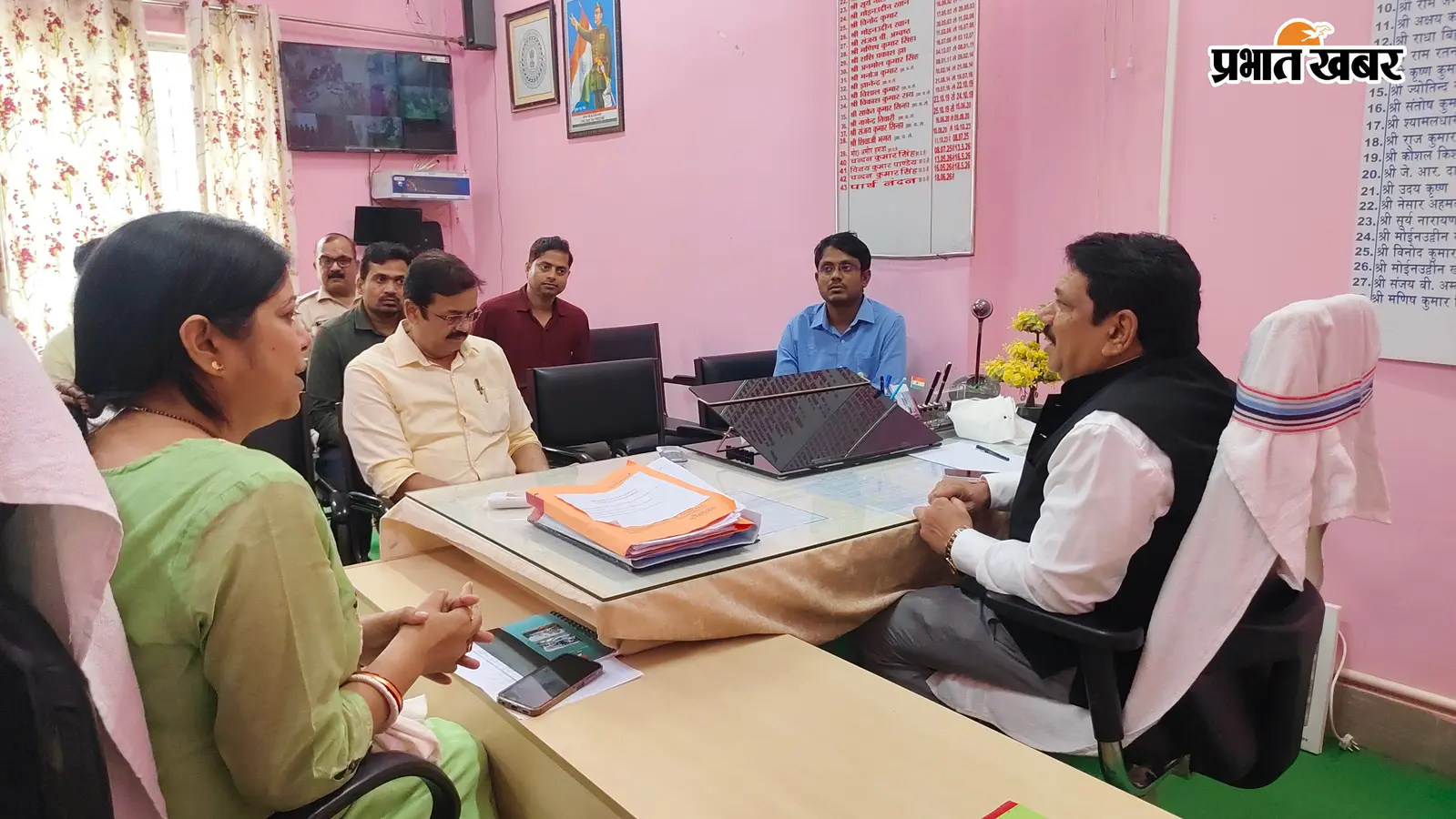 SIR पर आयुक्त सख्त, बोले- किसी भी वैध मतदाता का नाम नहीं कटना चाहिए