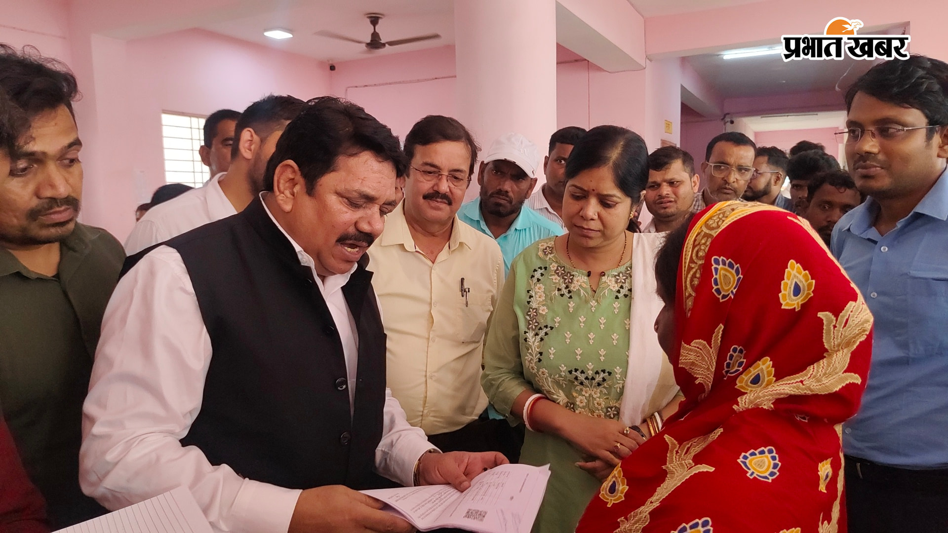 निरीक्षण करने पहुंचे कमिश्नर | Prabhat Khabar Network