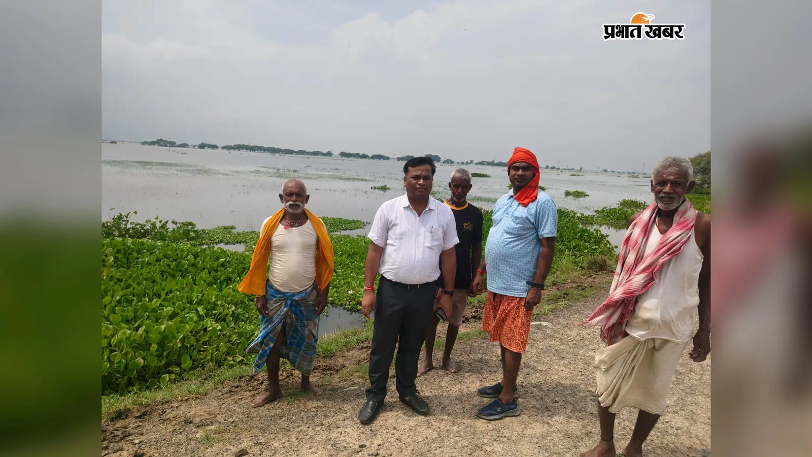 गंगा के बढ़ते जलस्तर से असरगंज में बाढ़ का खतरा, सैकड़ों एकड़ धान की फसल जलमग्न