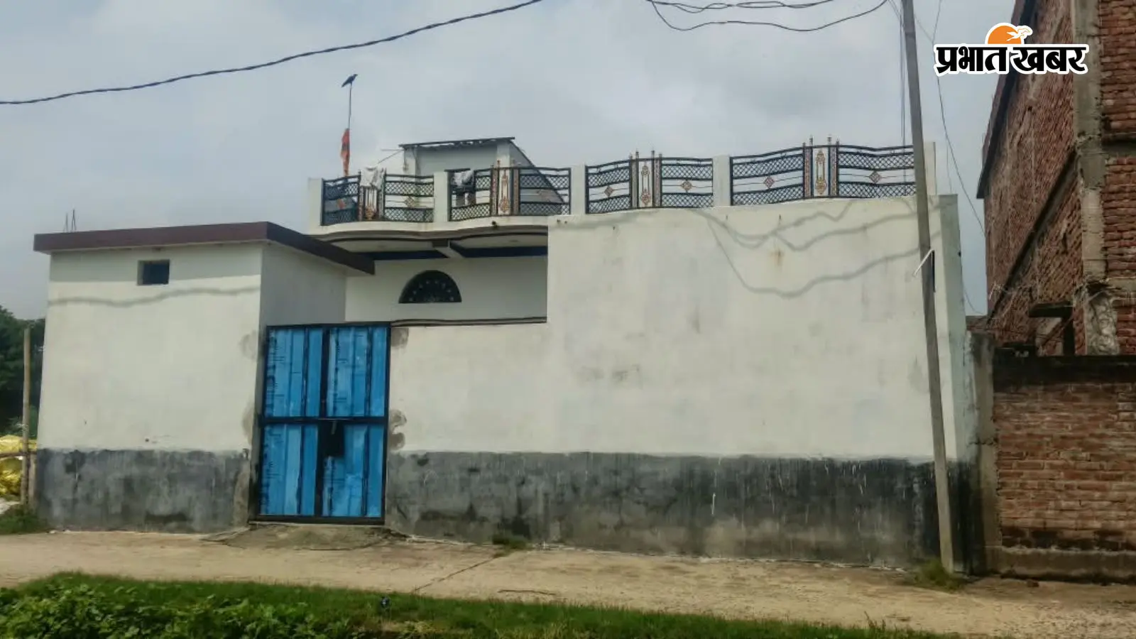 डुमरांव दुष्कर्म मामला: प्रधानाध्यापक गिरफ्तार, दोनों शिक्षक होंगे बर्खास्त; फास्ट ट्रैक कोर्ट में सुनवाई की तैयारी