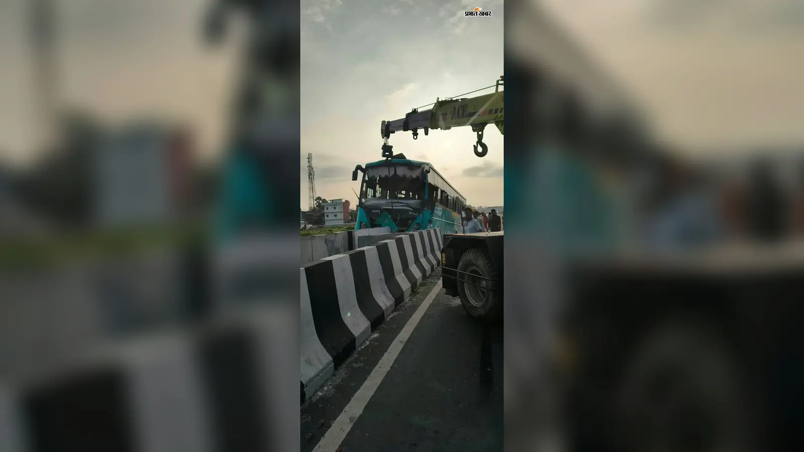 गया जी :बाराचट्टी में हादसा, अजमेर शरीफ जा रही यात्री बस डिवाइडर से टकरायी, 30 से अधिक यात्री घायल