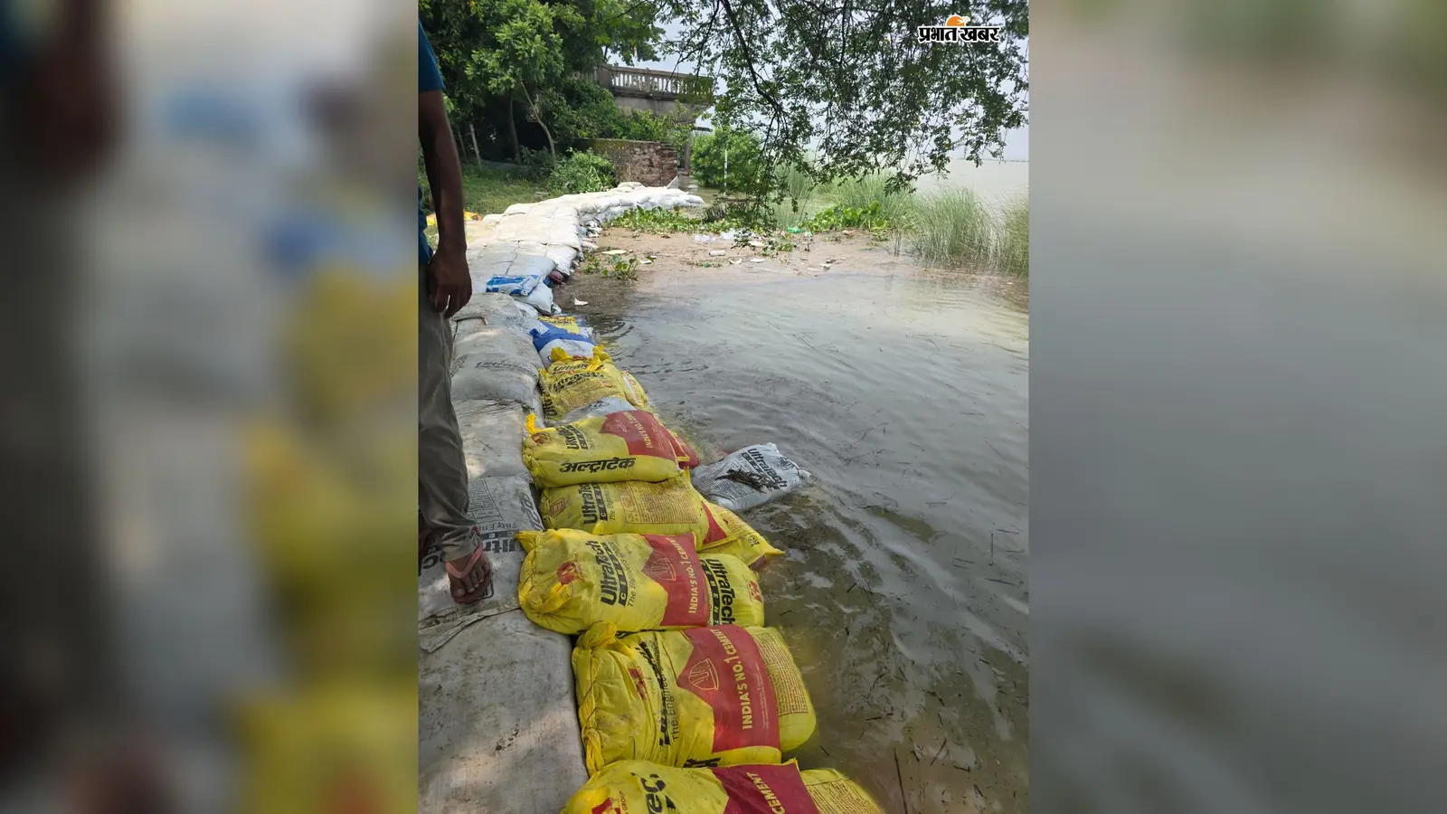 सारण: सीताब दियारा में रिंग बांध पर पानी का दबाव, 8 हजार बालू भरे बोरे तैयार;संवेदनशील इलाकों पर प्रशासन की नजर