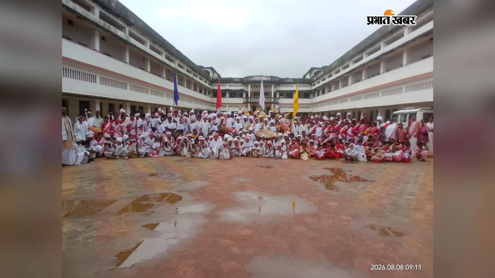 25 साल से आदिवासी मातृभाषा और संस्कृति की लौ जला रहा यह विद्यालय, 351 बच्चे ले रहे शिक्षा
